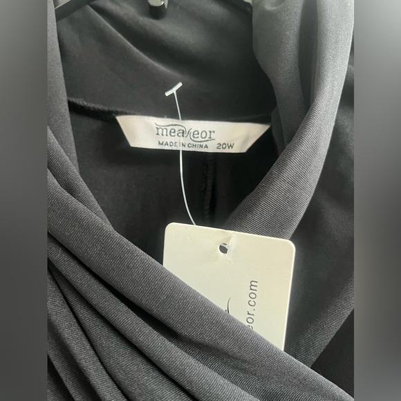 Mearor - Dress - Picture 4 of 7